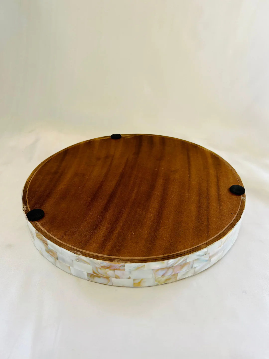 Chic Mesh Storage Tray In Mother Of Pearl By Ashborn furniture | Image 3