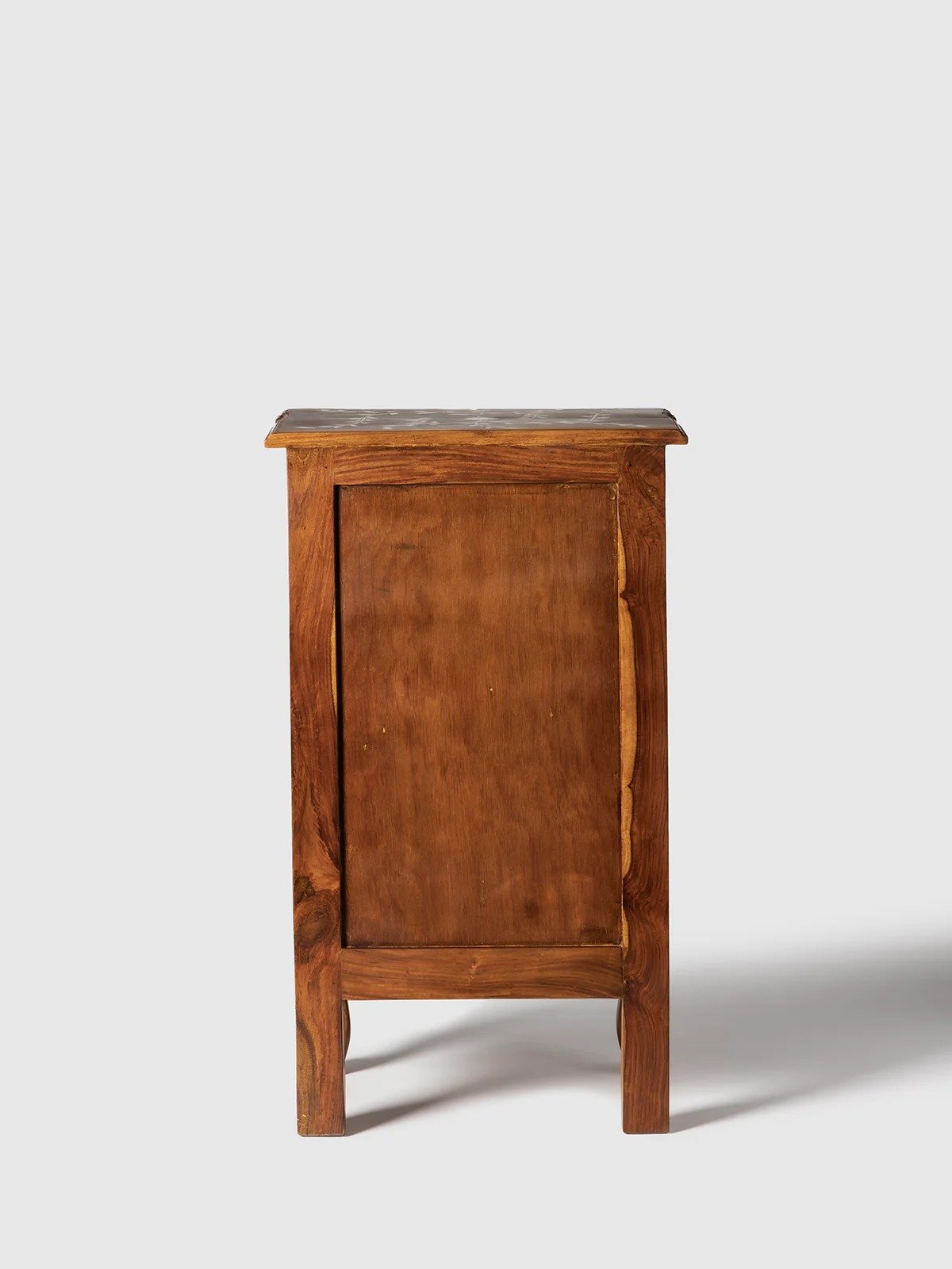 Aspen mother of pearl side table by Ashborn furniture | Image 6