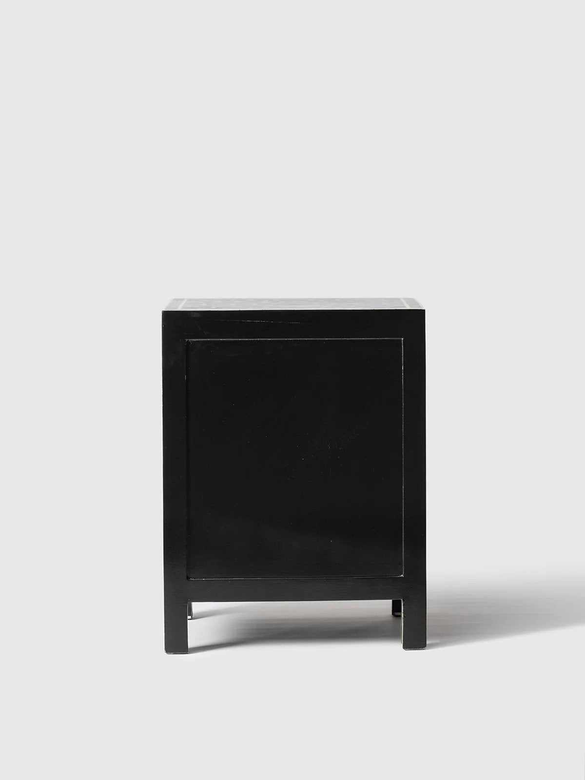 Luna mother of pearl side table by Ashborn furniture | Image 5