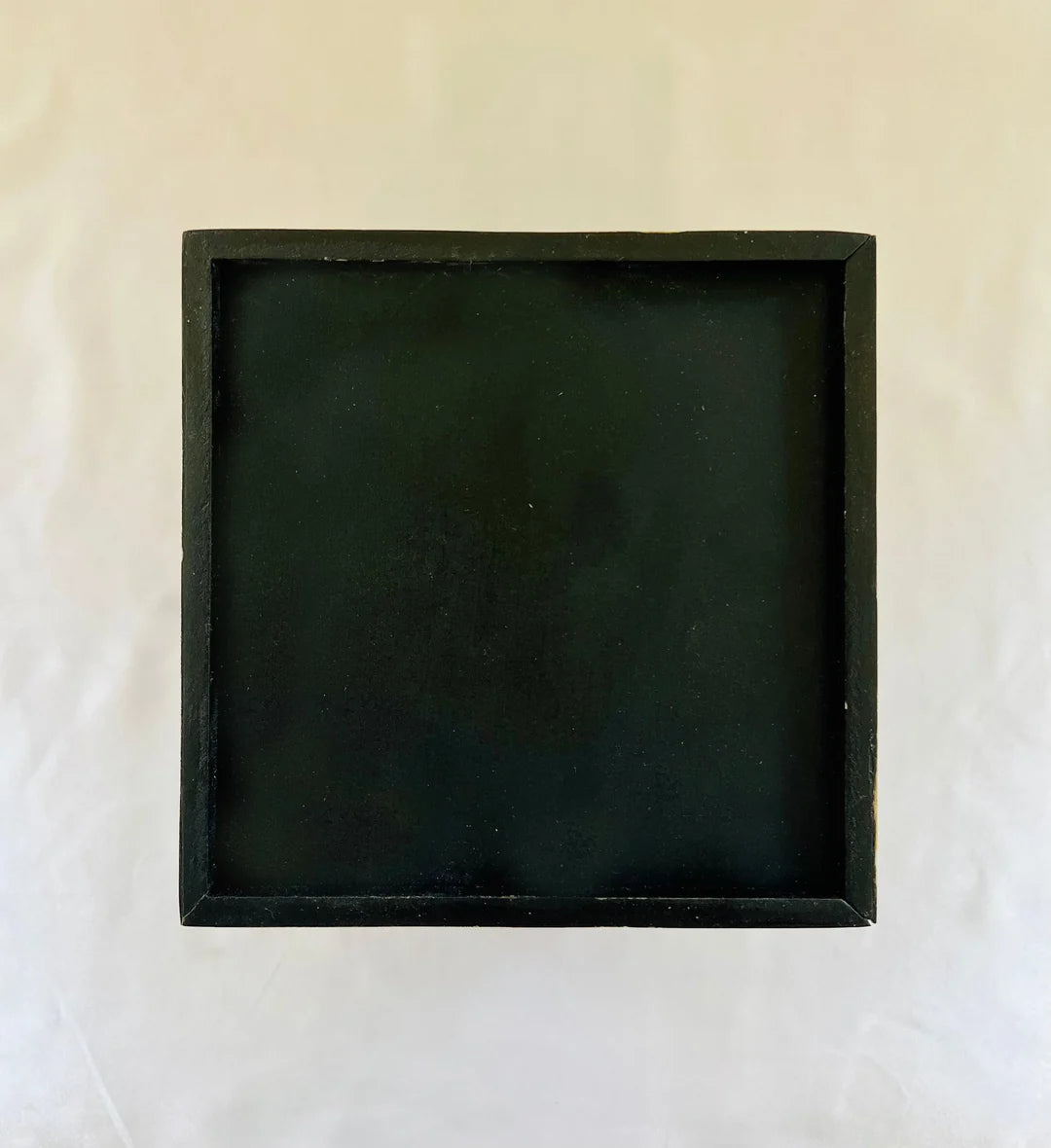 Sleek Oasis Black Lid Tissue Box by Ashborn furniture | Image 3